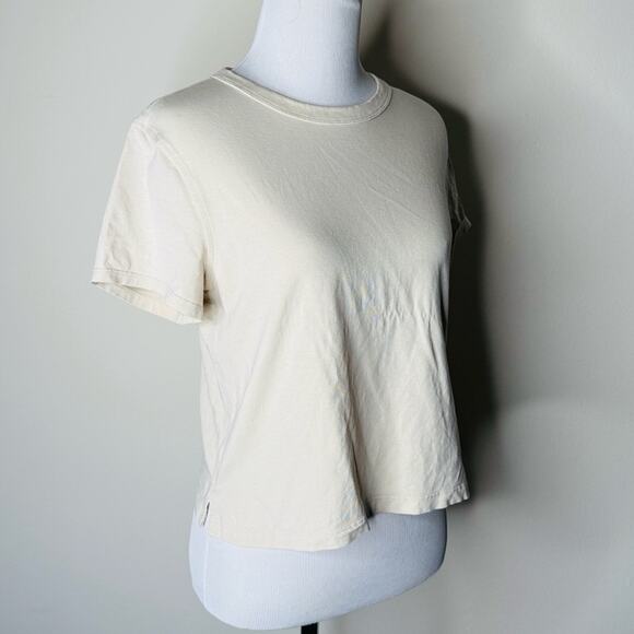 Lululemon Ivory Cropped Short Sleeve Tee - Picture 2 of 5